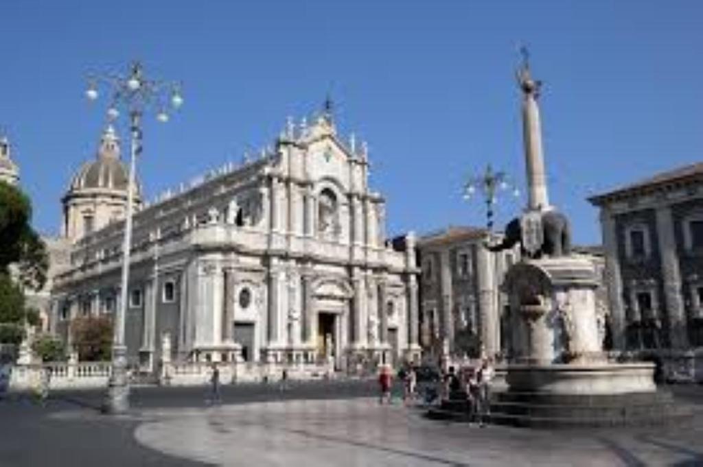 Suite Con Terrazza In Centro Storico CTA Exterior photo
