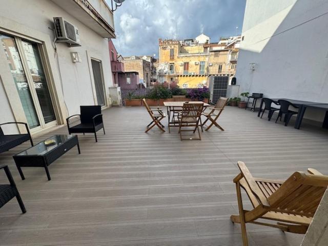 Suite Con Terrazza In Centro Storico CTA Exterior photo