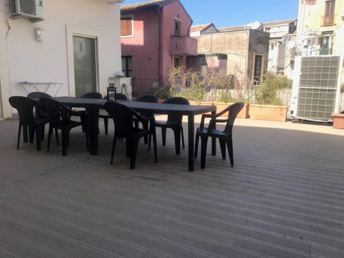 Suite Con Terrazza In Centro Storico CTA Exterior photo